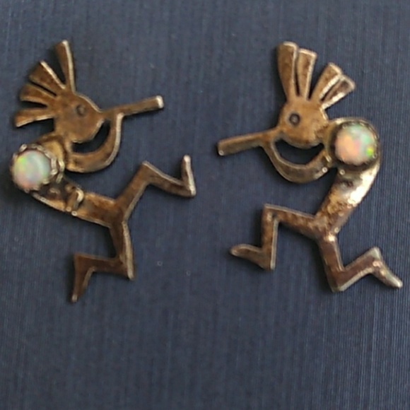 Earth Mined Opal Sterling Silver Kokopelli Stud Earrings VINTAGE Native American - Picture 8 of 8